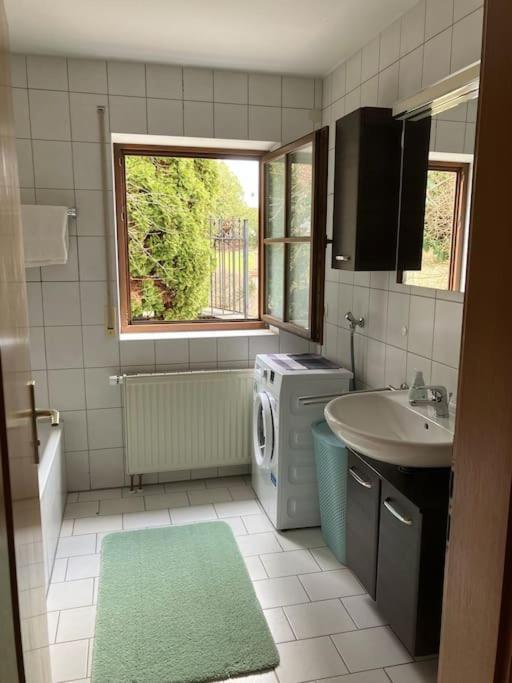 Grosszuegige, Helle 3,5 Zimmer Wohnung Балинген Экстерьер фото