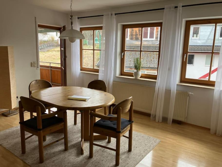 Grosszuegige, Helle 3,5 Zimmer Wohnung Балинген Экстерьер фото
